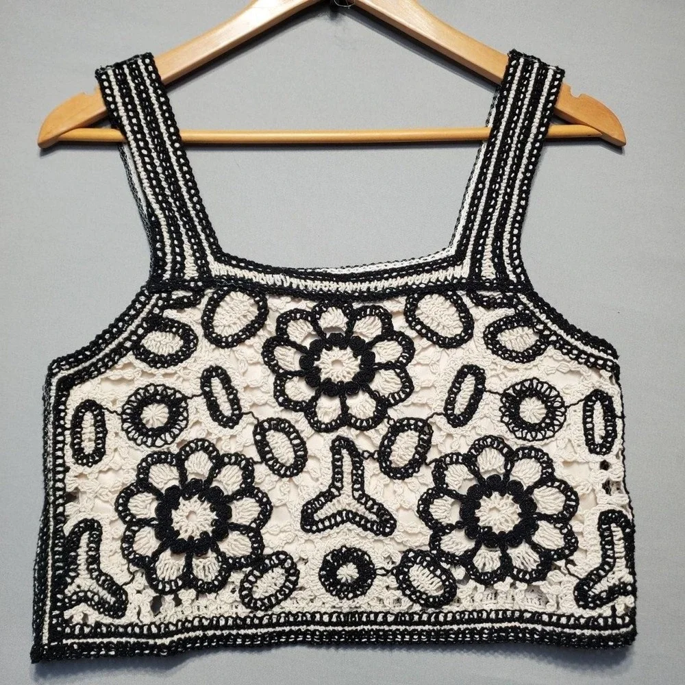 Rebellion Again Crochet Tank Shorts 2 Piece Set Women Small Floral Festival Boho